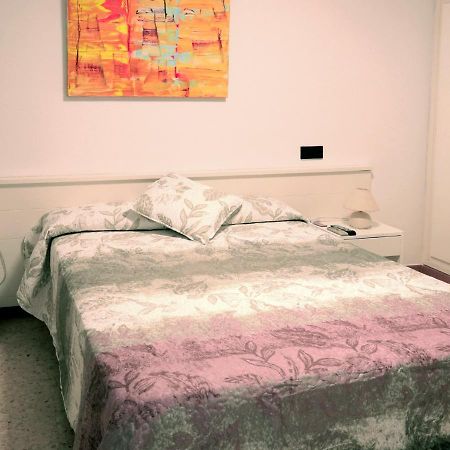 Hostal Lara リャンサ エクステリア 写真